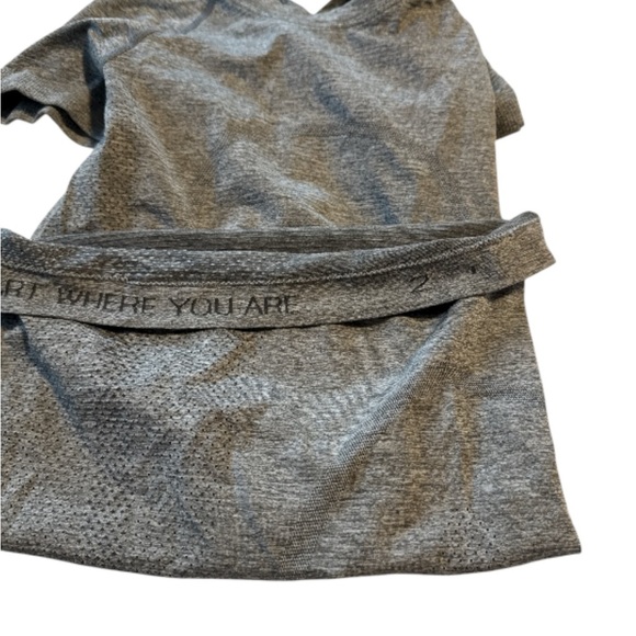 Athleta Charcoal Short Sleeve Breathable Tee - Picture 8 of 8